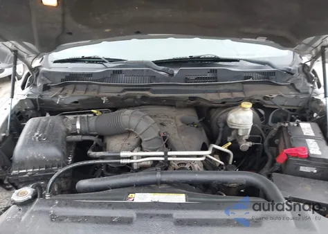 2010 Dodge Ram 1500 Slt/Sport/Trx z USA, uszkodzony, nr VIN 1D7RB1CT4AS121414